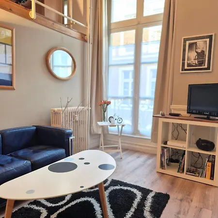 Centre Historique Le Brinon Apartment