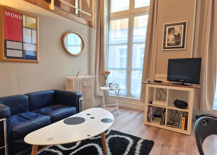 Centre Historique Le Brinon Apartment